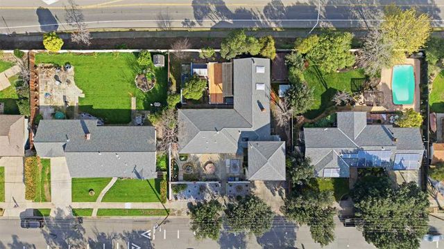 27 27 Barrie Dr, Pittsburg, CA 94565