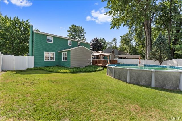 8009 Thyme Circle, Clay, NY 13090