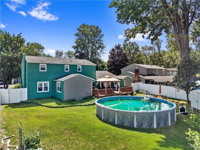8009 Thyme Circle, Clay, NY 13090