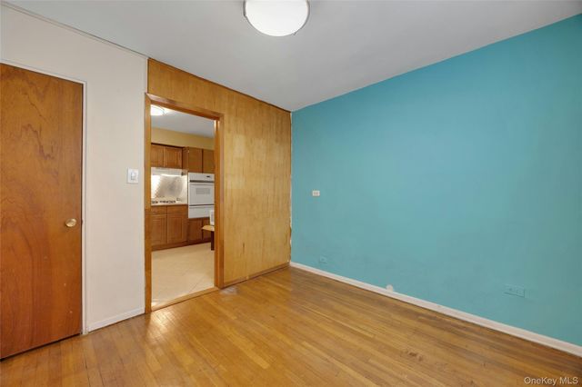 34-43 60th Street 2F, Woodside, NY 11377