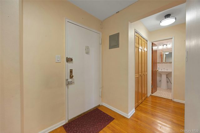 34-43 60th Street 2F, Woodside, NY 11377