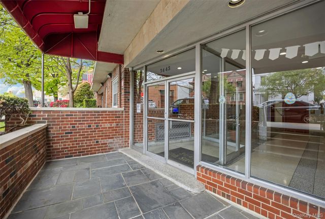 34-43 60th Street 2F, Woodside, NY 11377