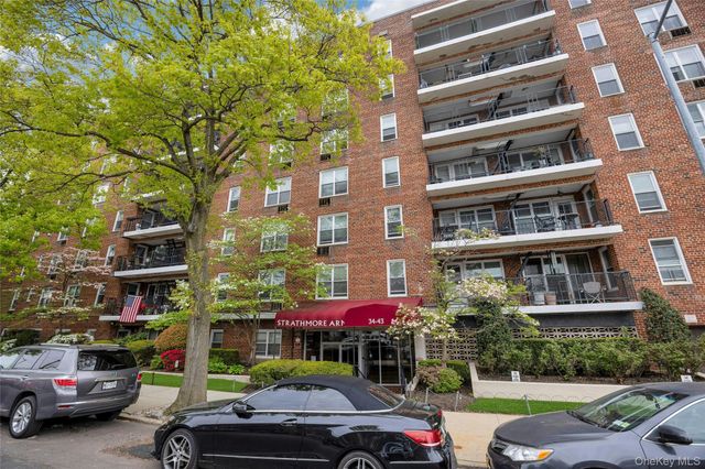 34-43 60th Street 2F, Woodside, NY 11377
