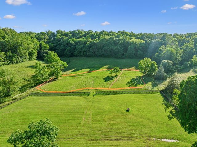 3201 Carl Rd, Franklin, TN 37064