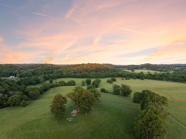 3201 Carl Rd, Franklin, TN 37064