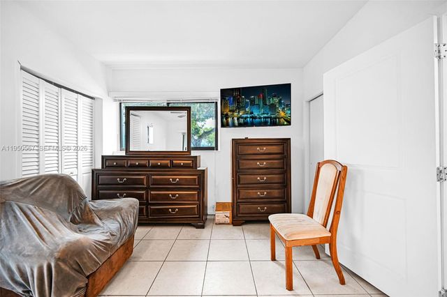 545 NW 77th St, Miami, FL 33150