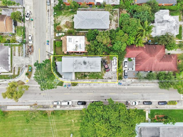 545 NW 77th St, Miami, FL 33150