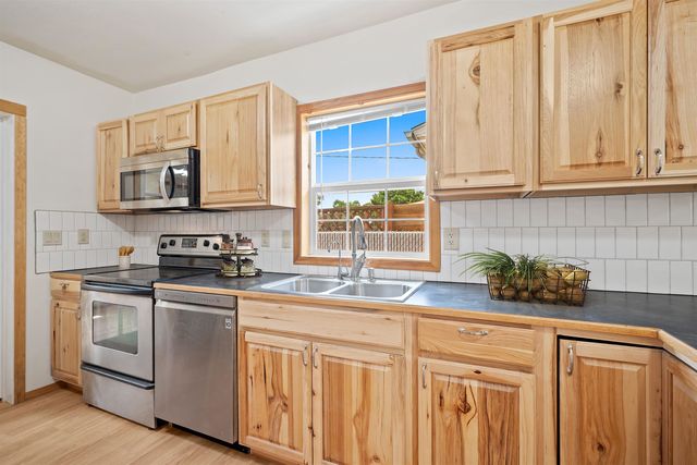 1742 E Sanson Ave, Spokane, WA 99207