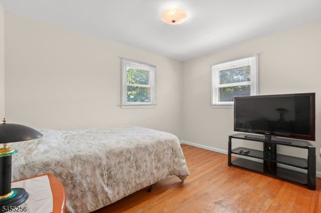 13 Briarwood Dr, Franklin Twp., NJ 08873