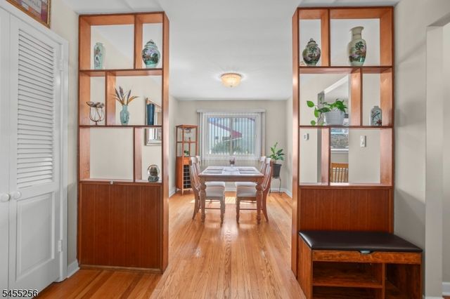 13 Briarwood Dr, Franklin Twp., NJ 08873