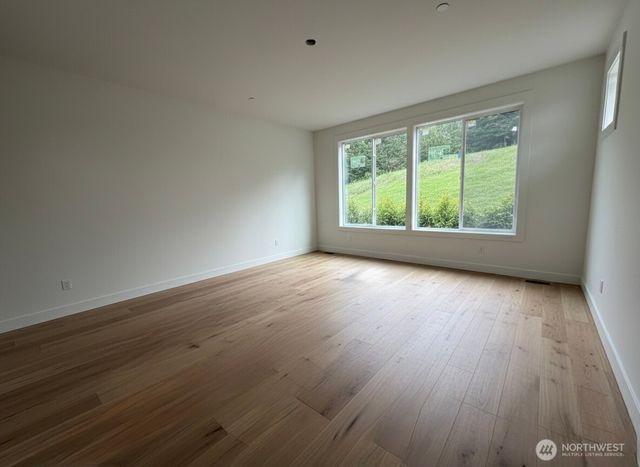 10208 174th Avenue E, Bonney Lake, WA 98391