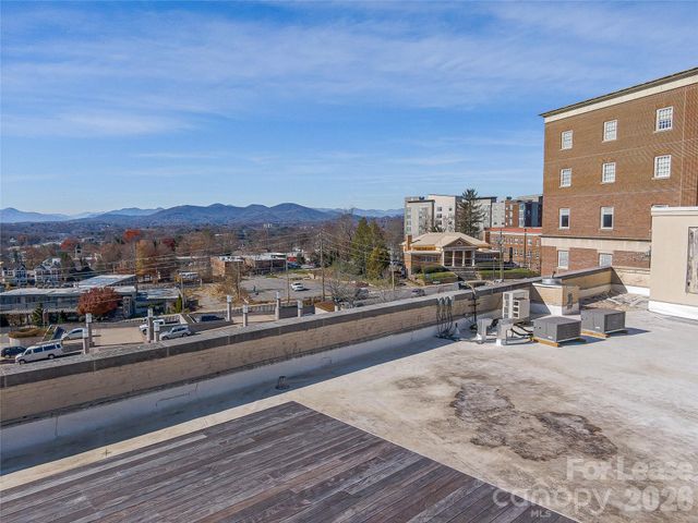 14 Ohenry Avenue 210, Asheville, NC 28801