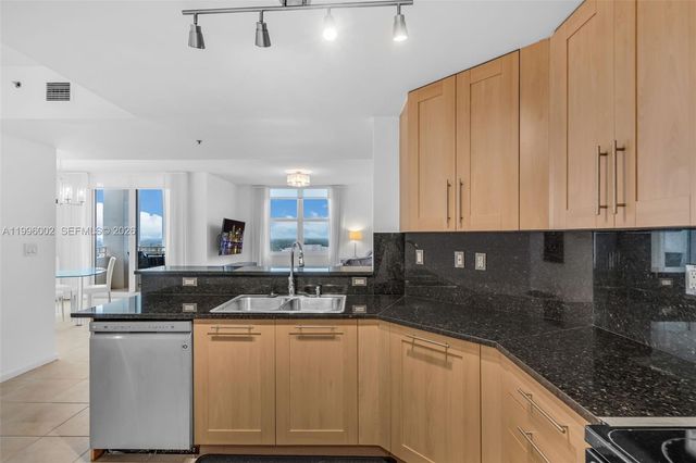 511 SE 5th Ave 1714, Fort Lauderdale, FL 33301