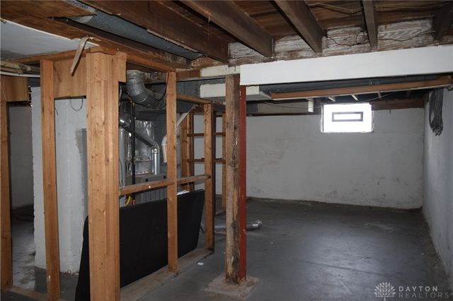 105 Anna Street, Dayton, OH 45417