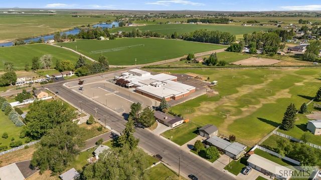 431 W Center Street, Shelley, ID 83274