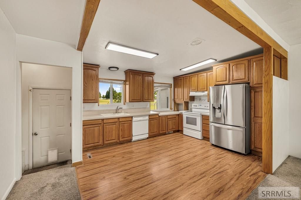 Image 11 of property listing at 431 W Center Street, Shelley, ID 83274