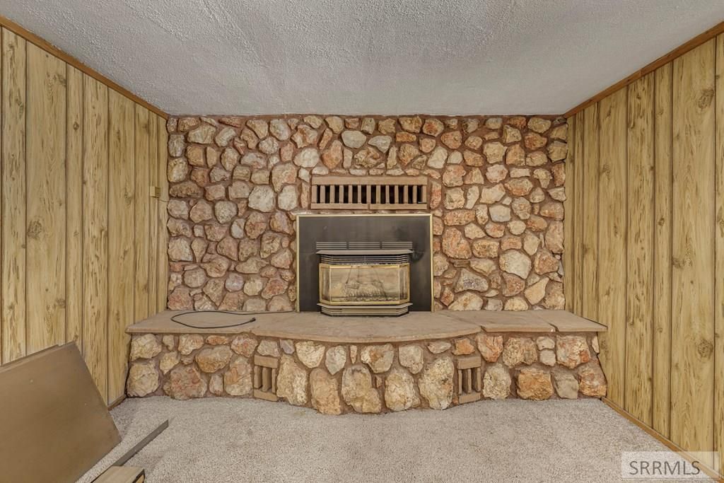 Image 24 of property listing at 431 W Center Street, Shelley, ID 83274
