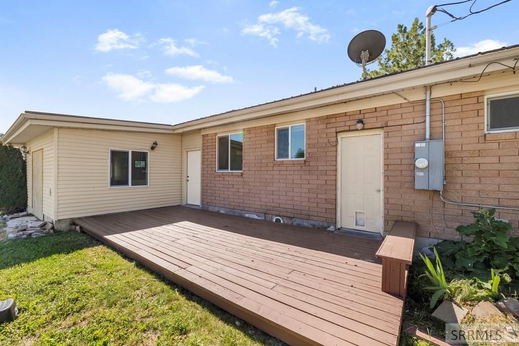 Image 38 of property listing at 431 W Center Street, Shelley, ID 83274