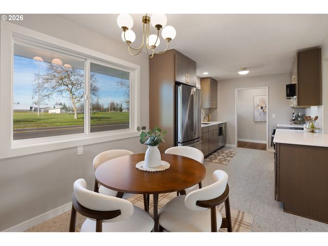 2255 POLK St, Eugene, OR 97405