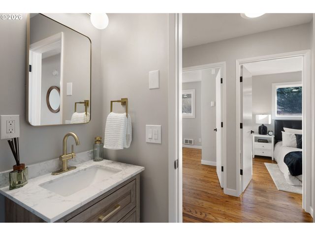 2255 POLK St, Eugene, OR 97405