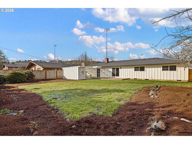 2255 POLK St, Eugene, OR 97405