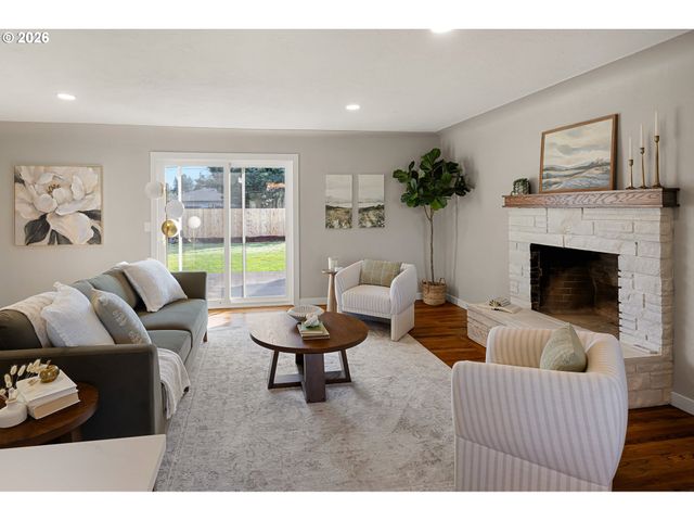 2255 POLK St, Eugene, OR 97405