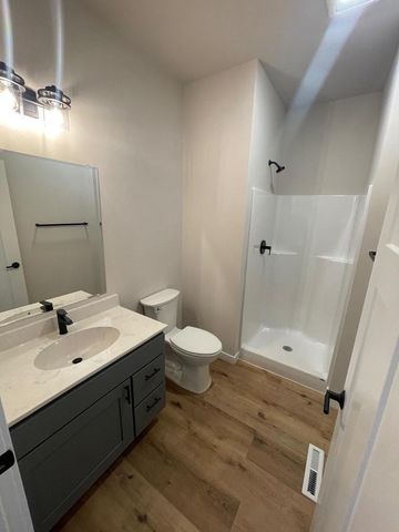 827 Vineyard Drive, Cambridge, WI 53523