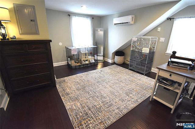 33 Alabama Avenue, Jefferson Township, NJ 07849