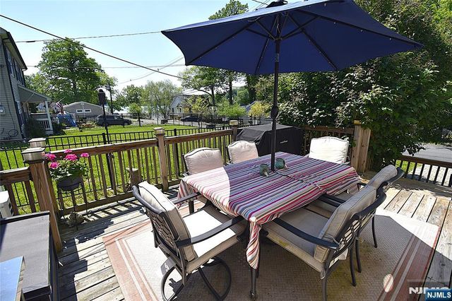 33 Alabama Avenue, Jefferson Township, NJ 07849