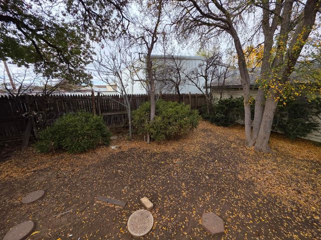 810 S ADAMS Street, Amarillo, TX 79101