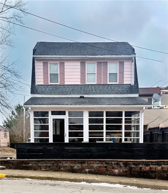 389 Webster St, Rochester, PA 15074