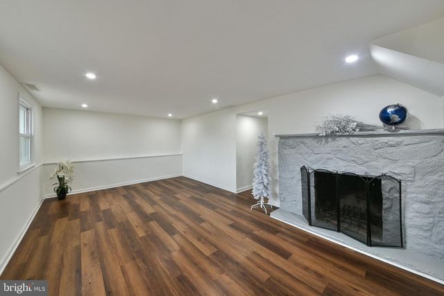 212 E FRANKLIN AVE, Edgewater Park, NJ 08010