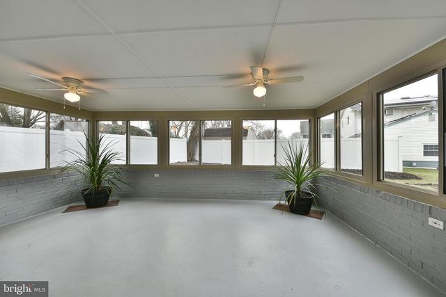 212 E FRANKLIN AVE, Edgewater Park, NJ 08010