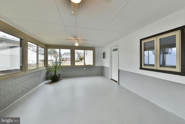 212 E FRANKLIN AVE, Edgewater Park, NJ 08010