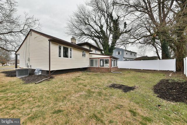 212 E FRANKLIN AVE, Edgewater Park, NJ 08010