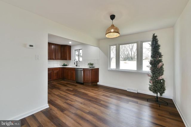 212 E FRANKLIN AVE, Edgewater Park, NJ 08010