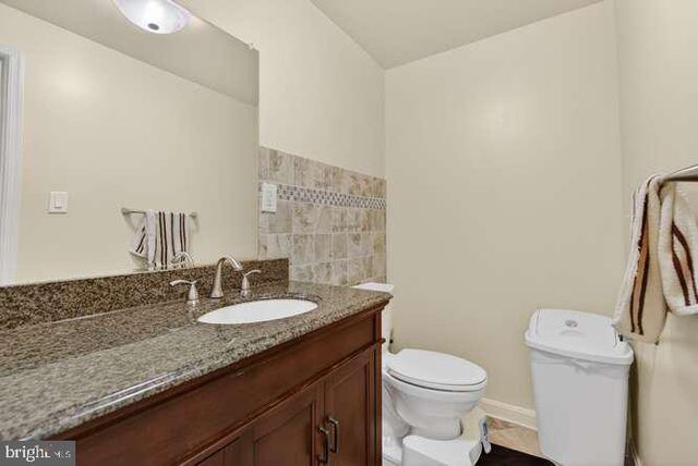 2407 LELLAH CT, Dunn Loring, VA 22027