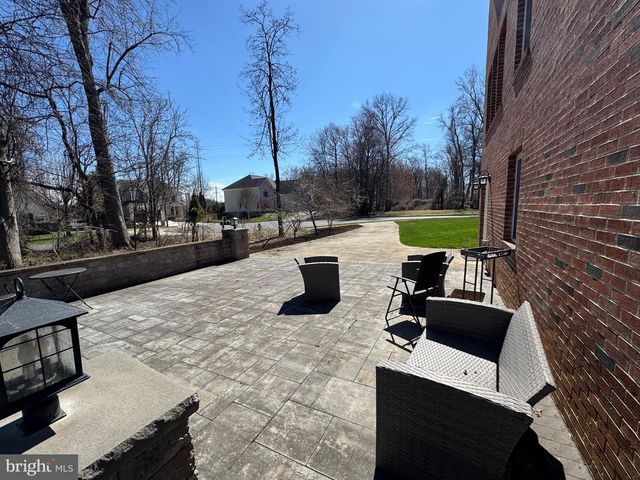 2407 LELLAH CT, Dunn Loring, VA 22027