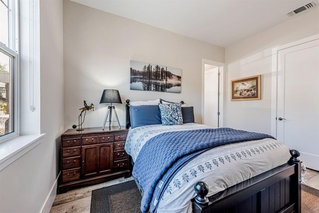 17932 Vintner Ct, Plymouth, CA 95669