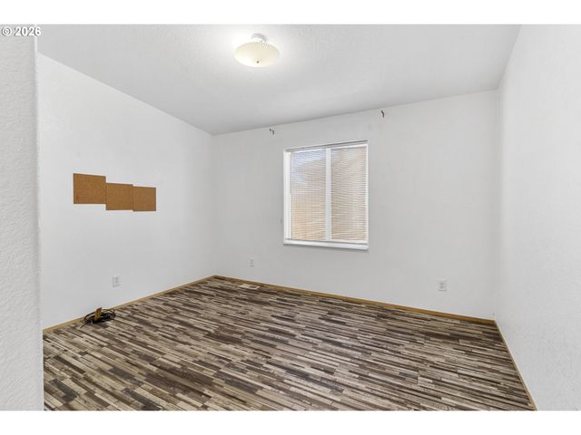 93295 TERRITORIAL Hwy 9, Junction City, OR 97448