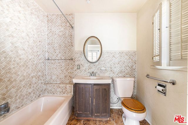 624 Alta Avenue, Santa Monica, CA 90402