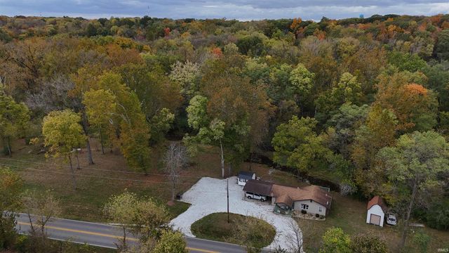 5826 N ninth Street, West Lafayette, IN 47906