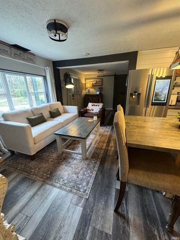 5826 N ninth Street, West Lafayette, IN 47906