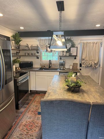 5826 N ninth Street, West Lafayette, IN 47906