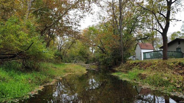 5826 N ninth Street, West Lafayette, IN 47906