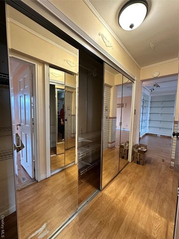 74-02 43 Avenue 4D, Elmhurst, NY 11373