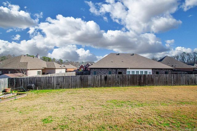 5704 Bridgeport Lane, Bryant, AR 72022