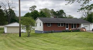 824 Fieldson Drive, Heath, OH 43056