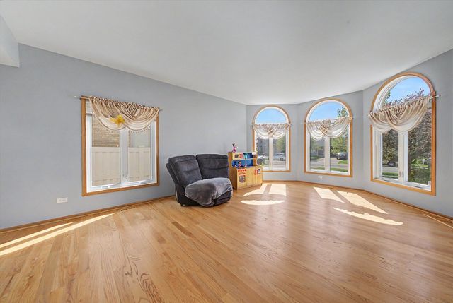 10745 LOCKWOOD Avenue, Oak Lawn, IL 60453