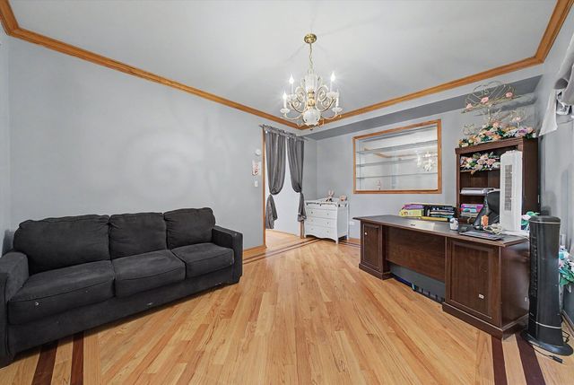 10745 LOCKWOOD Avenue, Oak Lawn, IL 60453